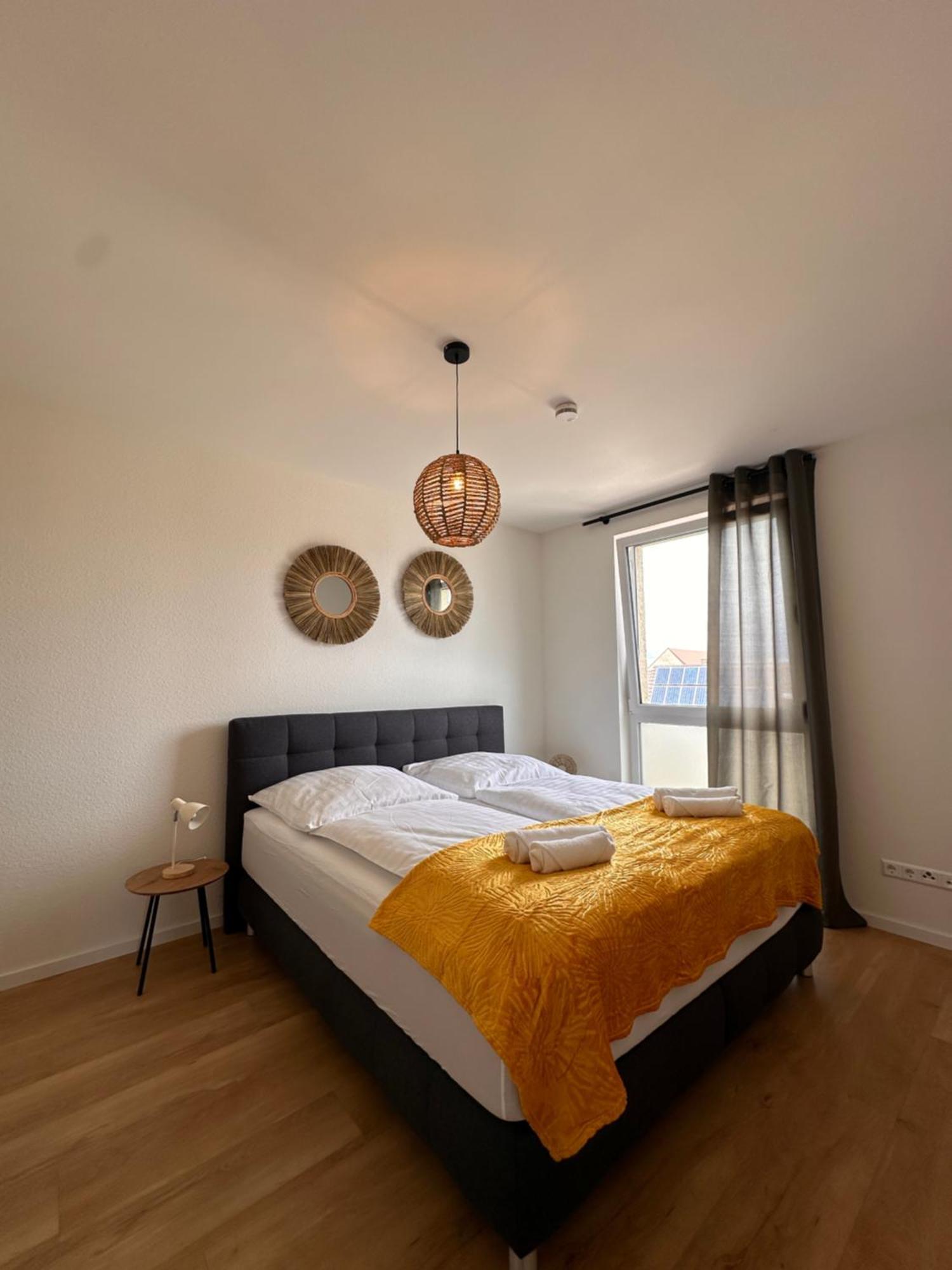 Amao-sepia I 86qm I King-size Beds I Netflix I Privat Balcony I Free Parking I Near Europapark